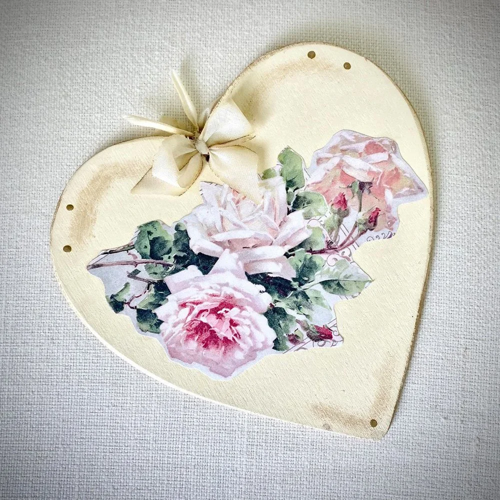 Pair of Shabby Chic Wood Hearts